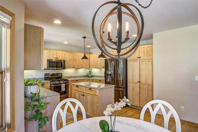 3208 Tiburon Drive, Eau Claire, WI 54701