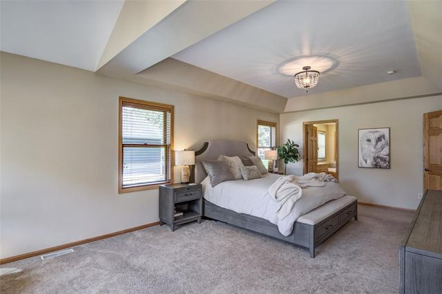 3208 Tiburon Drive, Eau Claire, WI 54701