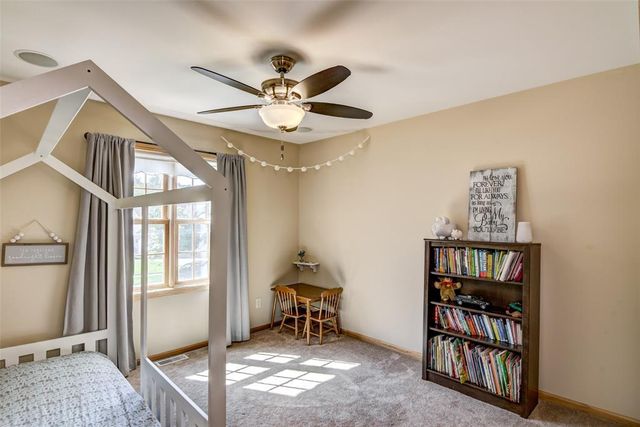 3208 Tiburon Drive, Eau Claire, WI 54701