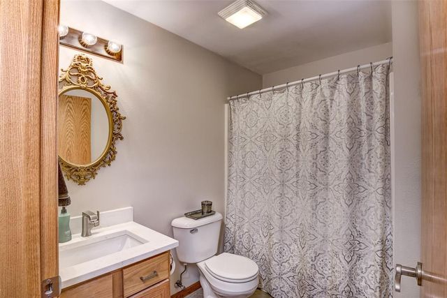 3208 Tiburon Drive, Eau Claire, WI 54701