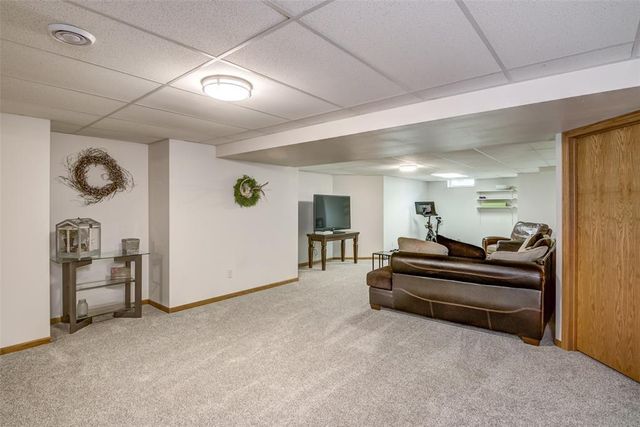 3208 Tiburon Drive, Eau Claire, WI 54701