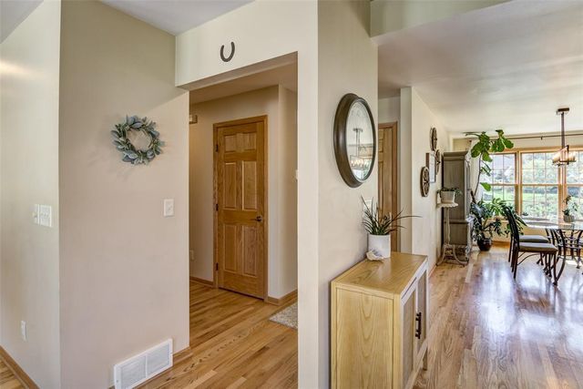 3208 Tiburon Drive, Eau Claire, WI 54701
