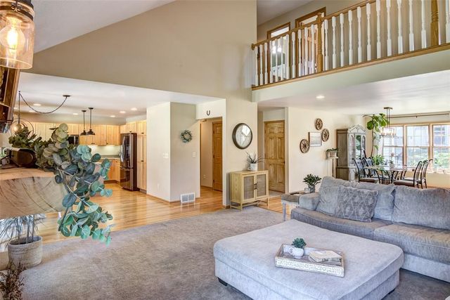 3208 Tiburon Drive, Eau Claire, WI 54701