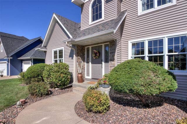 3208 Tiburon Drive, Eau Claire, WI 54701