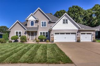3208 Tiburon Drive, Eau Claire, WI 54701