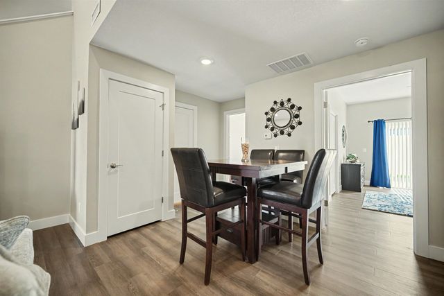 2754 Amelia Ln, Salina, KS 67401