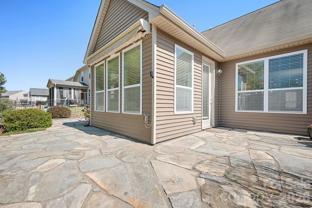 109 Edenton Lane, Mooresville, NC 28117