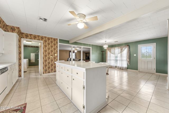 1016 Will Guidry, Breaux Bridge, LA 70517