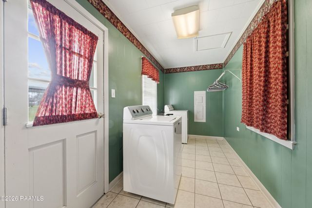 1016 Will Guidry, Breaux Bridge, LA 70517