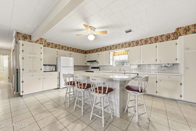 1016 Will Guidry, Breaux Bridge, LA 70517