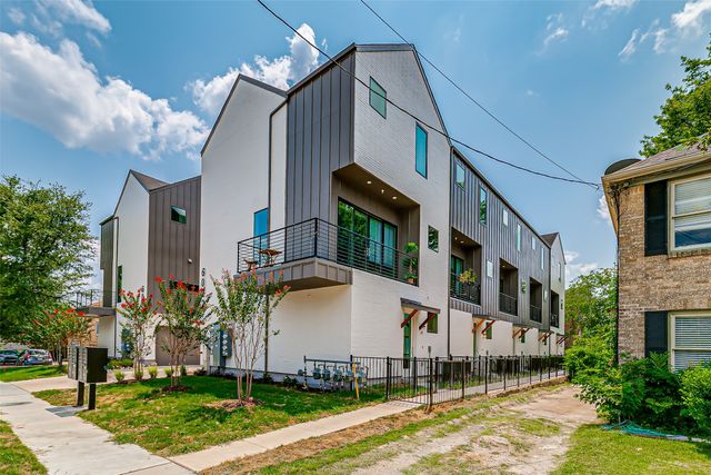 6028 Lewis Street 203, Dallas, TX 75206