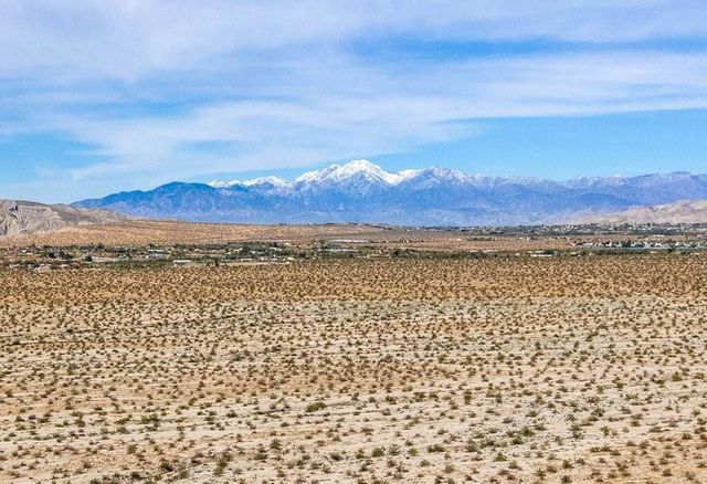 1 Rudderow Lane, Sky Valley, CA 92241