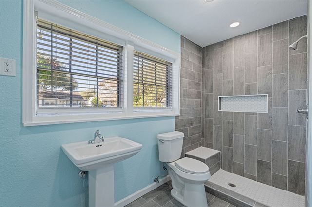 4222 Herndon St, Corpus Christi, TX 78411