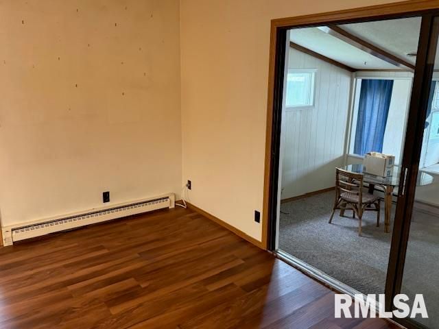 84 S New Thompson Lake Road, Carbondale, IL 62901