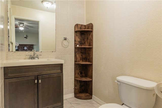 203 1st Street, Omaha, AR 72662