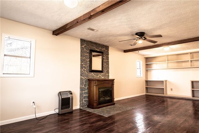 203 1st Street, Omaha, AR 72662