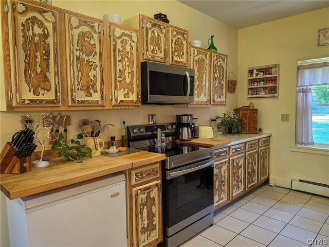 329 16th Avenue, Vienna, NY 13157