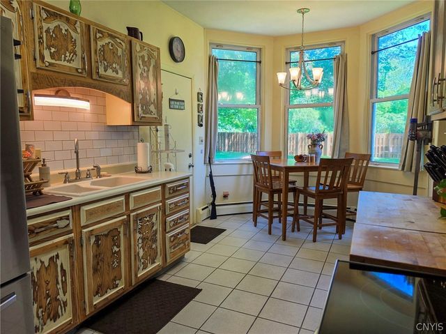 329 16th Avenue, Vienna, NY 13157