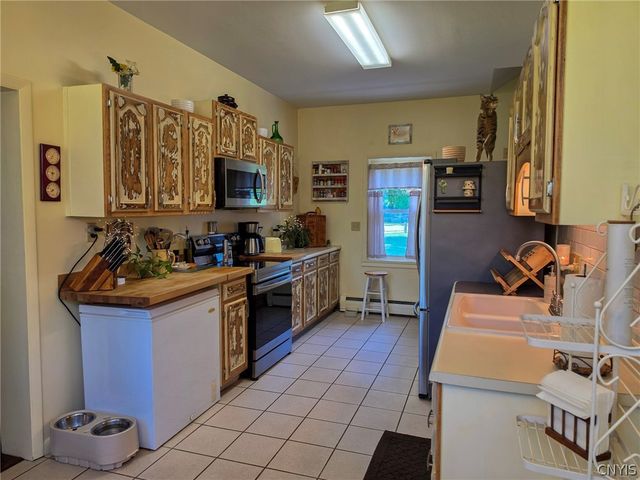329 16th Avenue, Vienna, NY 13157