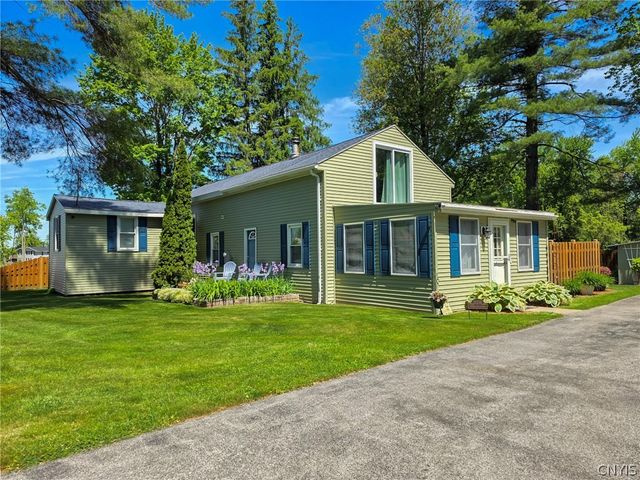 329 16th Avenue, Vienna, NY 13157