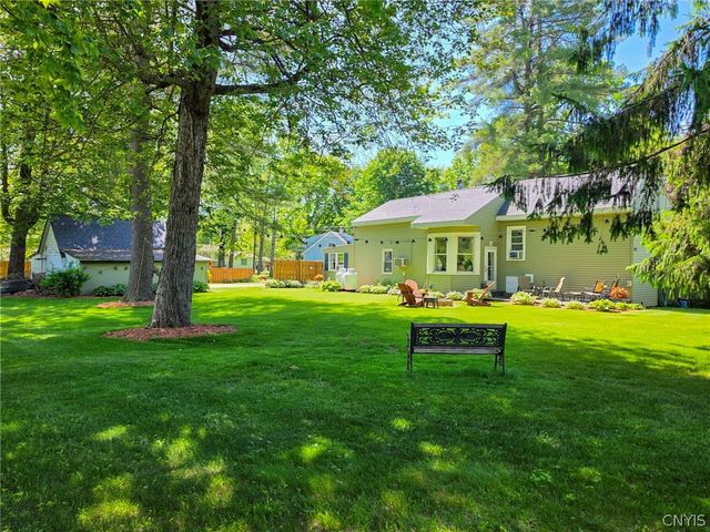 329 16th Avenue, Vienna, NY 13157
