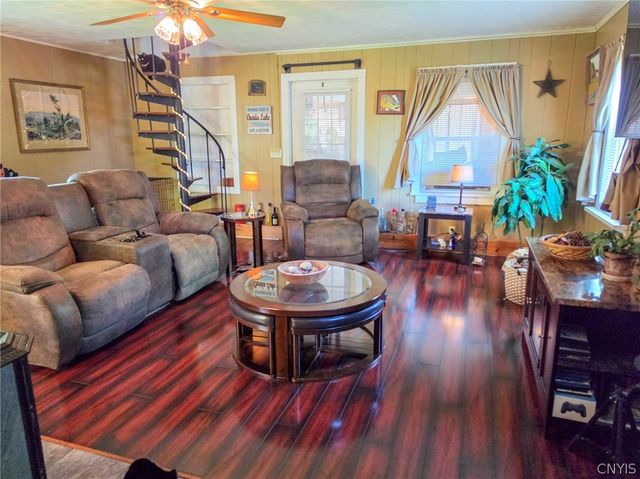 329 16th Avenue, Vienna, NY 13157