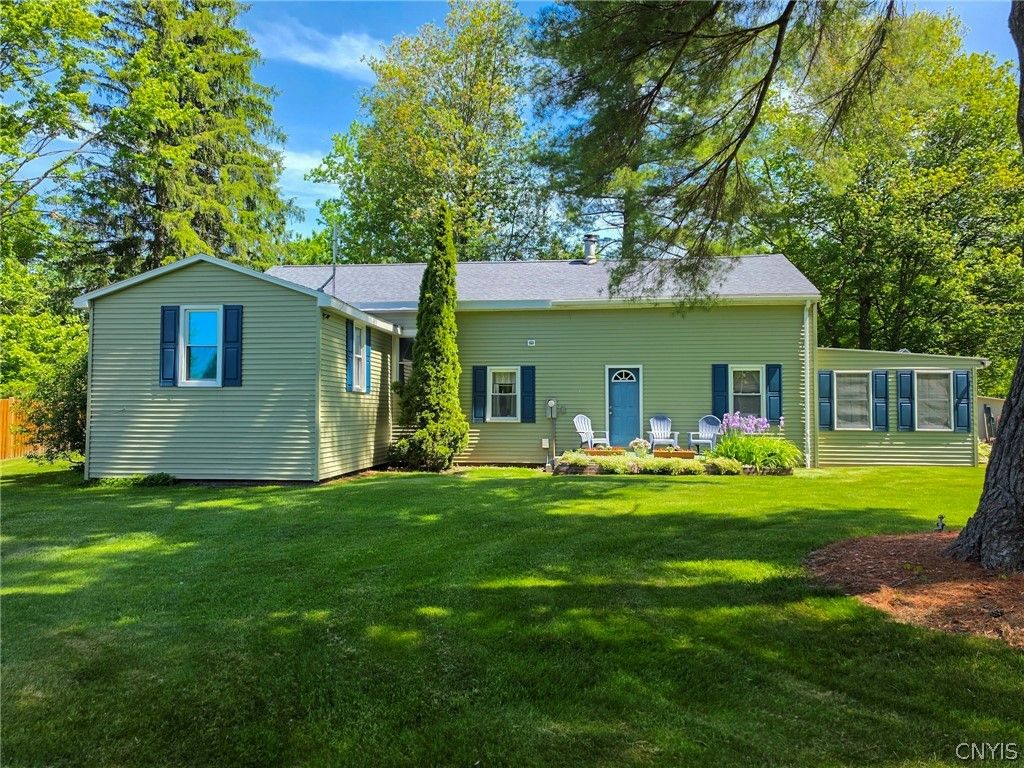329 16th Avenue, Vienna, NY 13157
