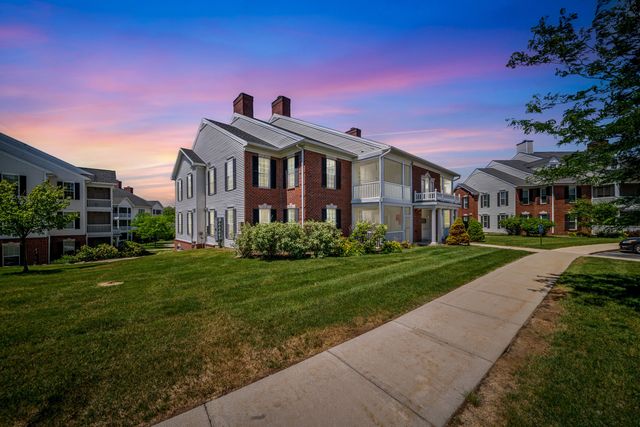 1013 E Summerfield Glen Circle 45, Ann Arbor, MI 48103