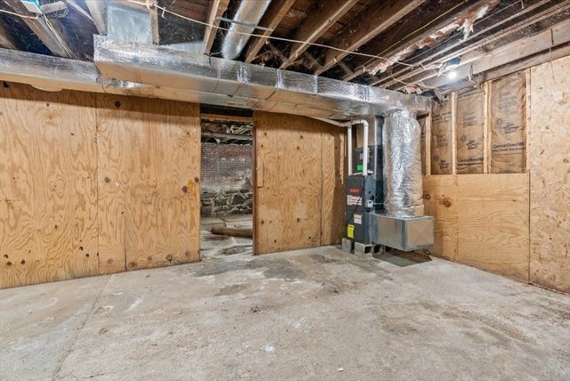 15 Russell St, Worcester, MA 01609