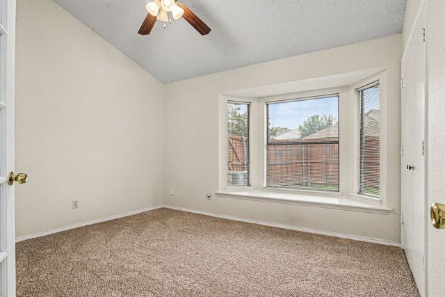 1011 Astaire Avenue, Duncanville, TX 75137