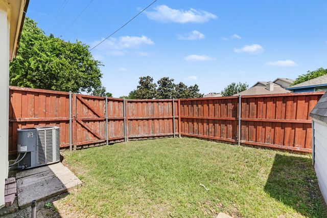 1011 Astaire Avenue, Duncanville, TX 75137
