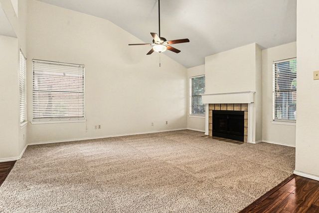 1011 Astaire Avenue, Duncanville, TX 75137