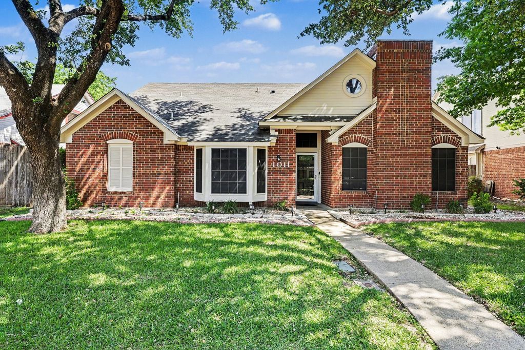 1011 Astaire Avenue, Duncanville, TX 75137