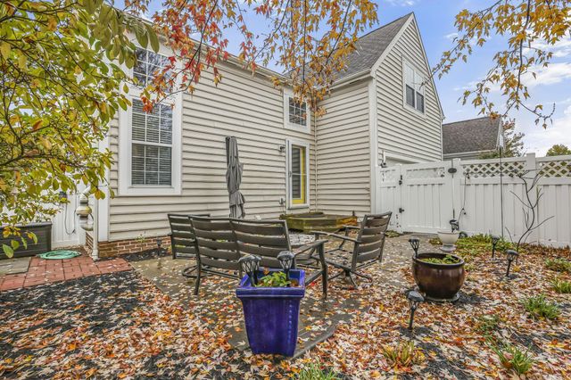 672 Stonefield Drive, Westerville, OH 43082