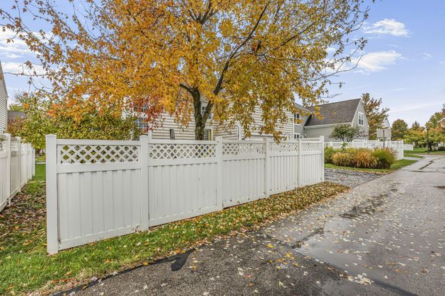 672 Stonefield Drive, Westerville, OH 43082