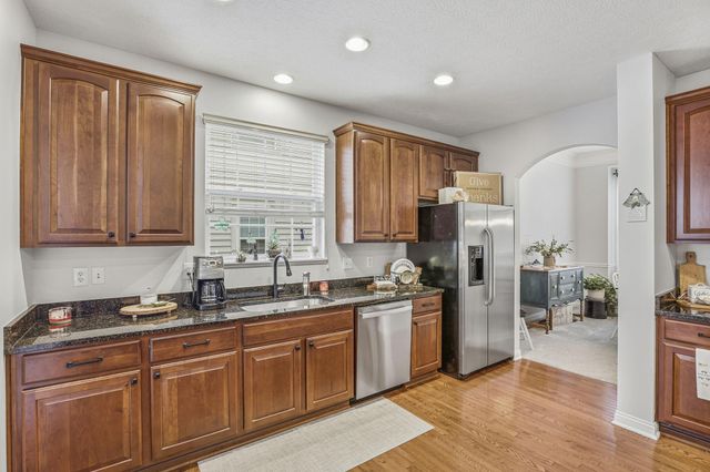 672 Stonefield Drive, Westerville, OH 43082