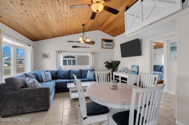 125 W Tide Way, Lavallette, NJ 08735
