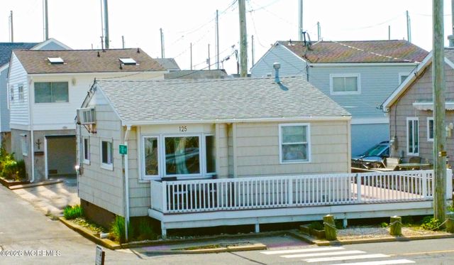 125 W Tide Way, Lavallette, NJ 08735