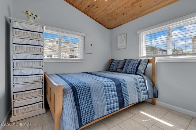 125 W Tide Way, Lavallette, NJ 08735