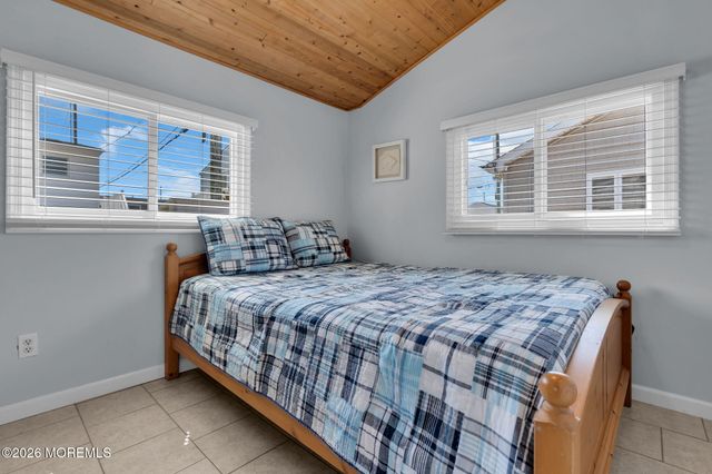 125 W Tide Way, Lavallette, NJ 08735