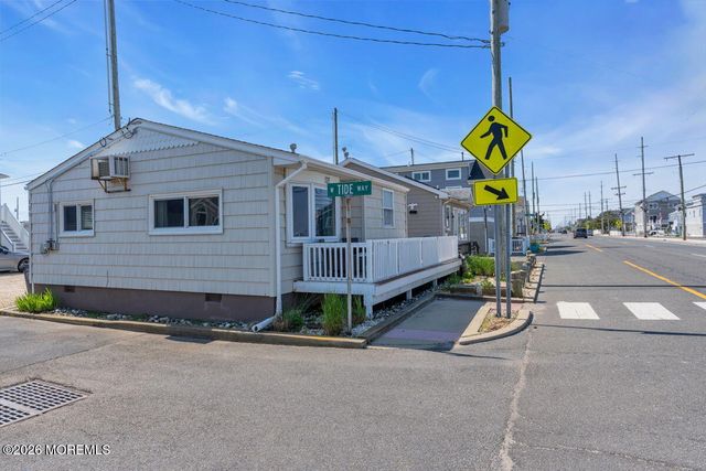 125 W Tide Way, Lavallette, NJ 08735