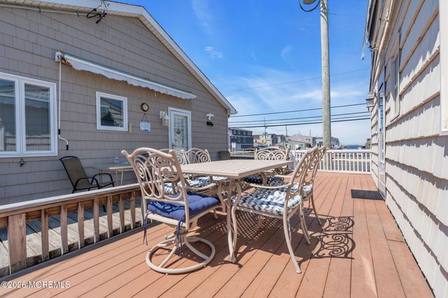 125 W Tide Way, Lavallette, NJ 08735