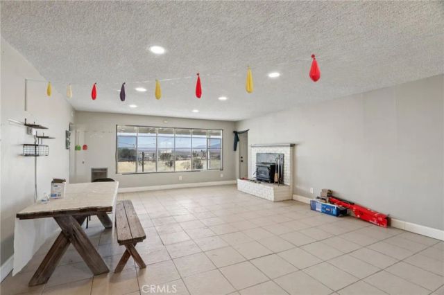 20741 E Avenue J12, Lancaster, CA 93535