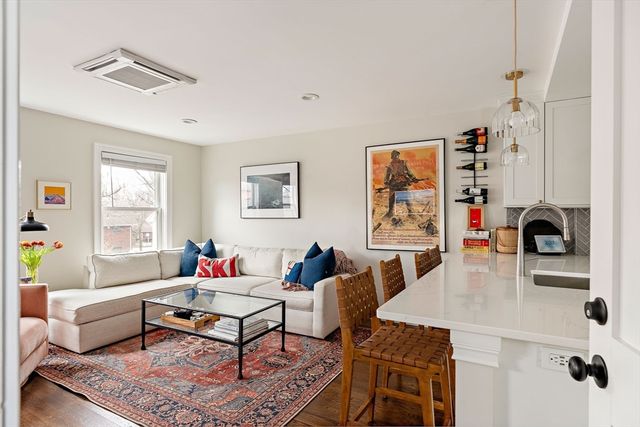 4 Crystal Pl 2, Boston, MA 02129