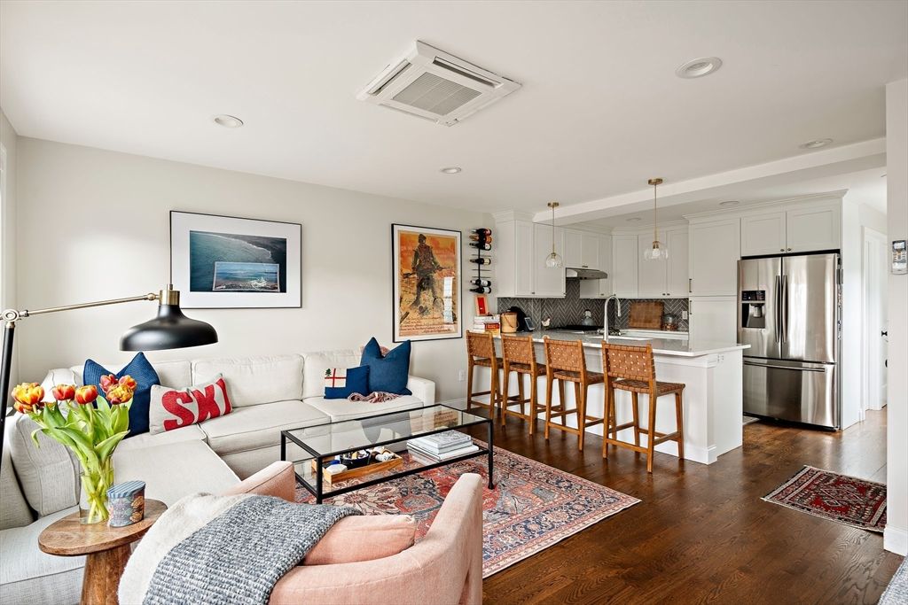 4 Crystal Pl 2, Boston, MA 02129