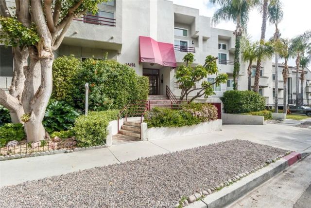 14631 Dickens Street 7, Sherman Oaks, CA 91403