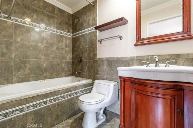 14631 Dickens Street 7, Sherman Oaks, CA 91403