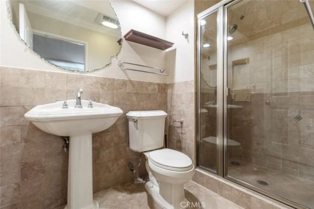 14631 Dickens Street 7, Sherman Oaks, CA 91403