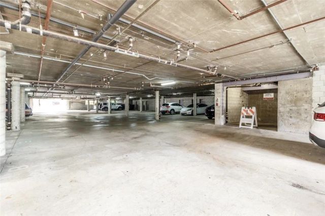 14631 Dickens Street 7, Sherman Oaks, CA 91403