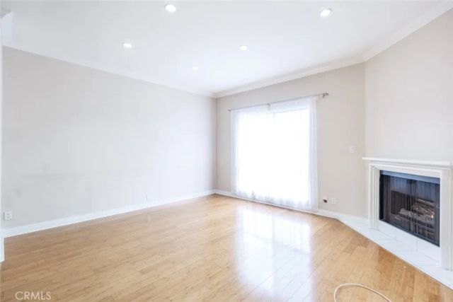 14631 Dickens Street 7, Sherman Oaks, CA 91403